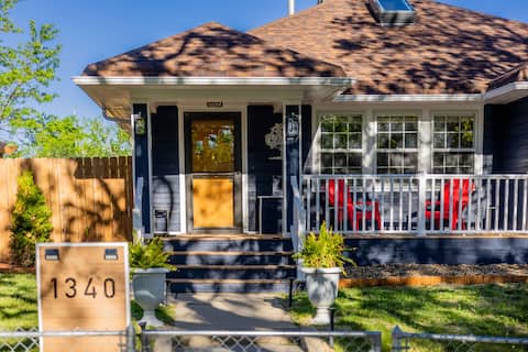 Cozy Central Cottage