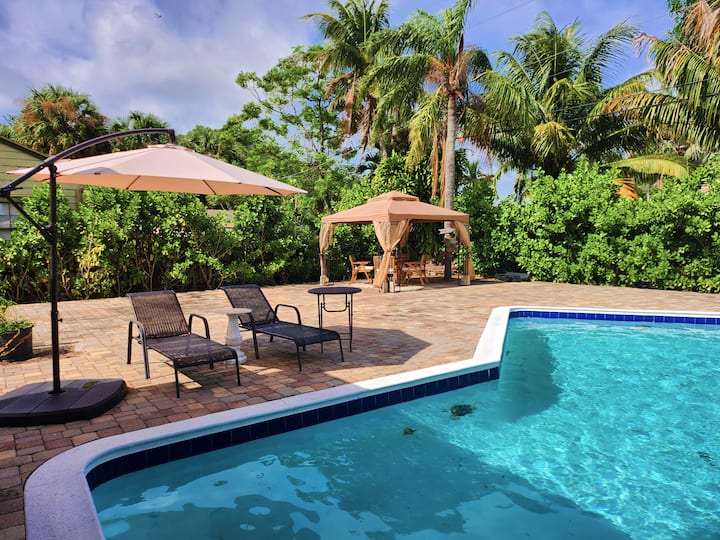 Vintage Style 100-year Old Home - Palm Beach, FL