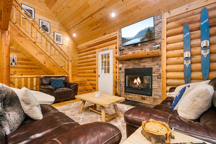 Cabin Near Lake, Family & Pet Friendly, Hot Tub! - Deep Creek Lake, MD