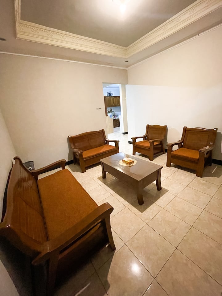 10 Min To Airport | Dalvin Private House - Labuan Bajo