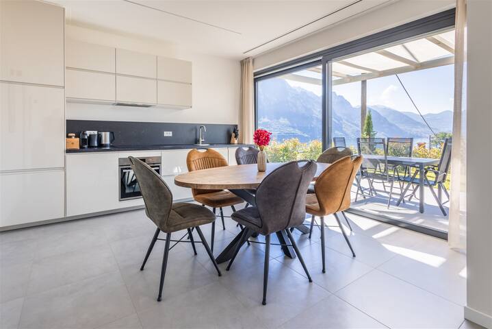 IseoLakeRental – Villa ParadISEO gallery image 2