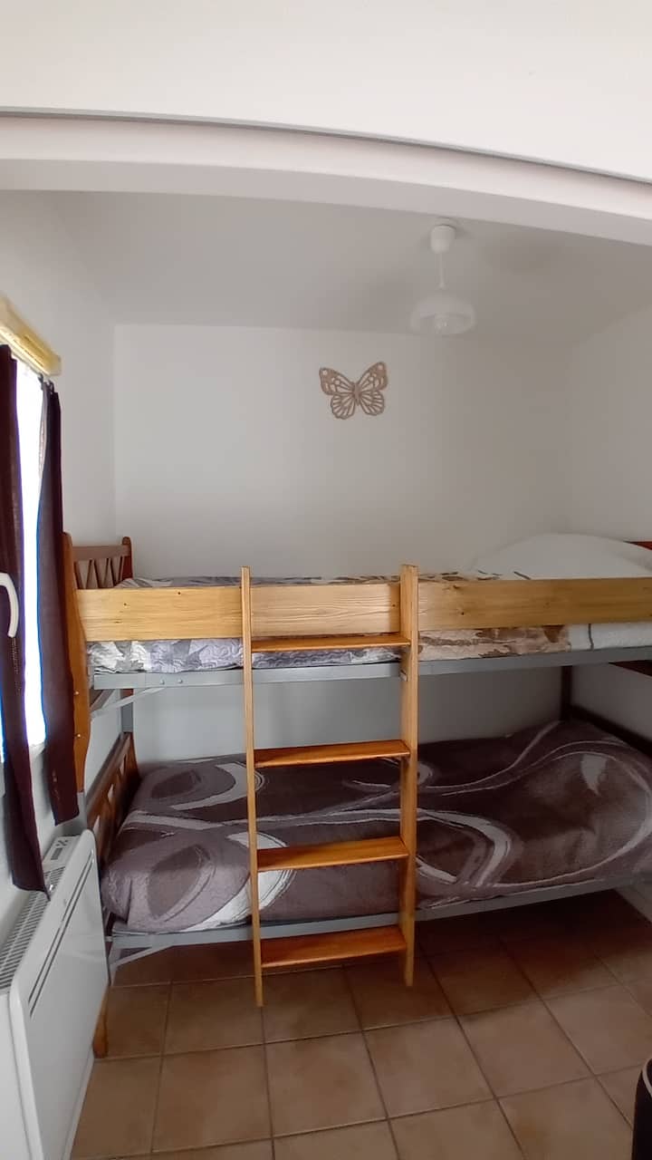 غرفة النوم 2