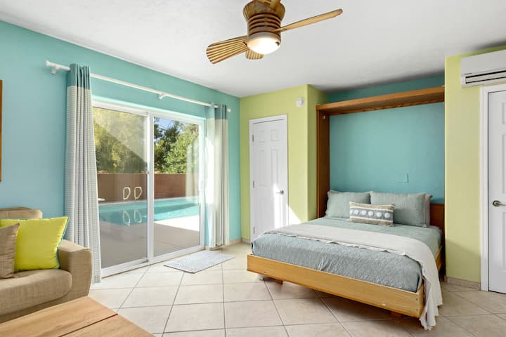 ליהנות מהפרטיות והנוחות של חדר השינה הזה בבית ההארחה.
