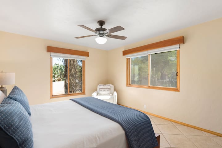 תיהנו מלילה נינוח בסוויטה המעוצבת להפליא שלנו.
