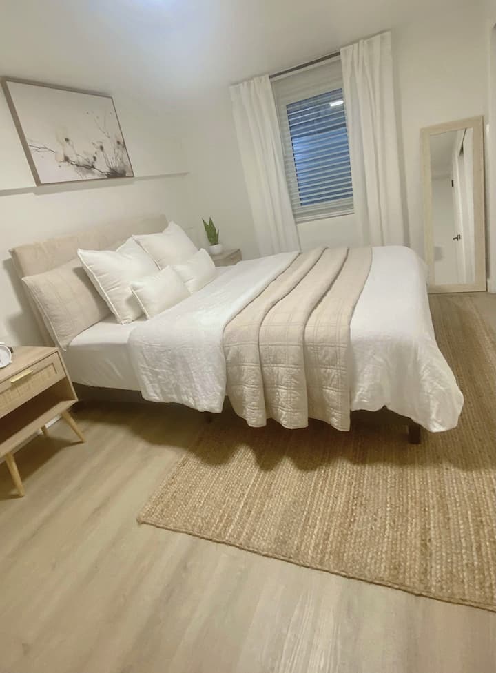 Newly Remodeled Suite In Park Hill - Denver, CO