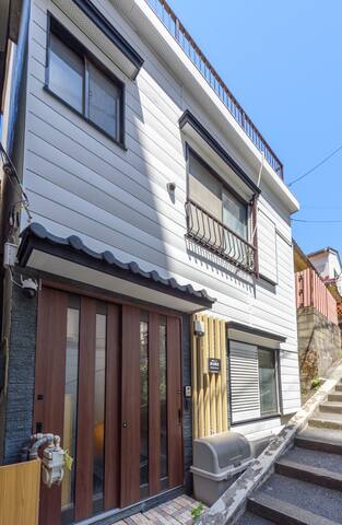 3 stations 9 min. Shinjuku/6 min. Yotsuya-Sanchome gallery image 5