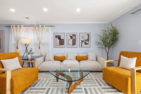 Urban Bliss | Spacious 3BR 2BA | Easy NYC Access