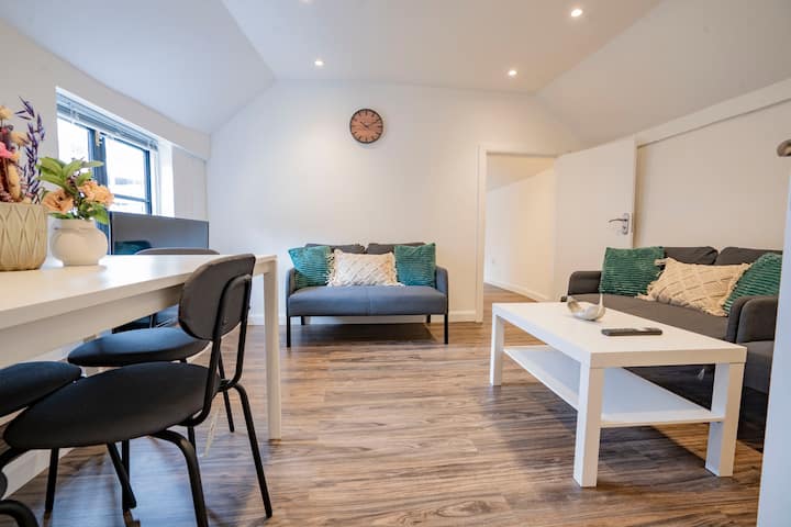Uxbridge City Centre House - Slough