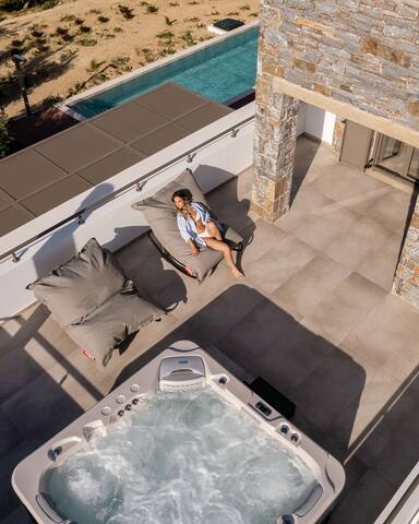 Porto Cali, Earthy Elegance in Timeless Nature gallery image 3