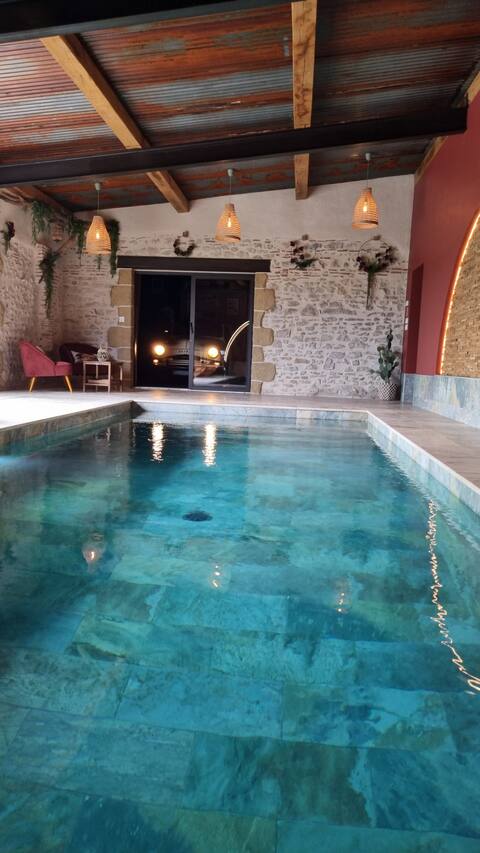 5* lodge with indoor pool in Sologne