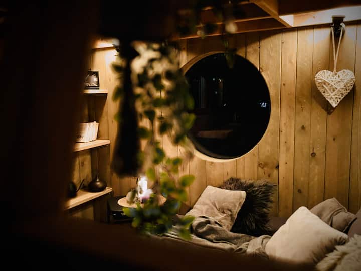 Tiny Housbourg - Aubel