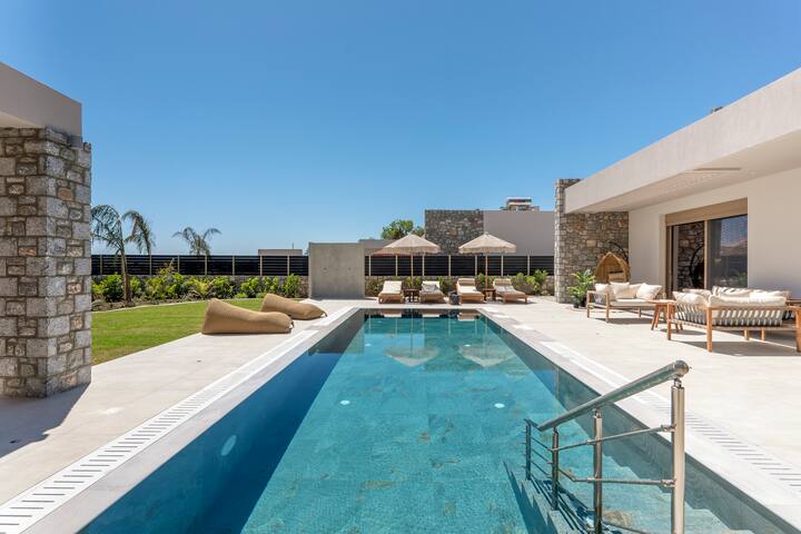 Emerald Estate gallery image 5