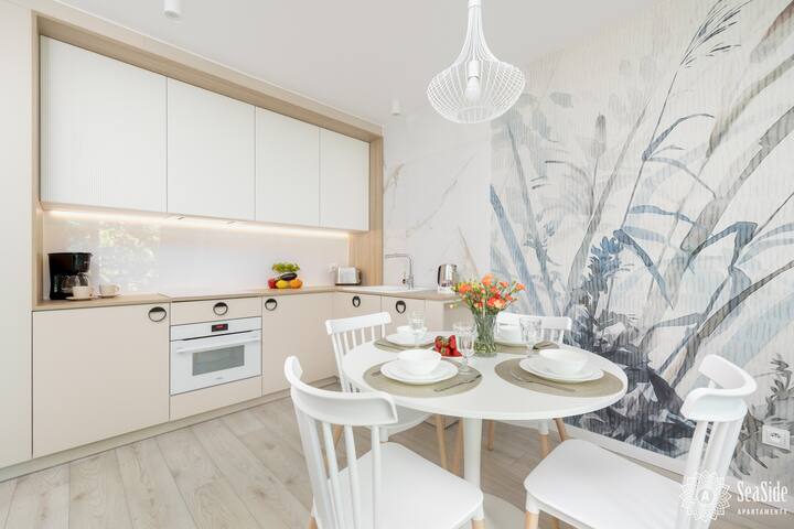 Seaside Apartamenty com managed Airbnb listing 2