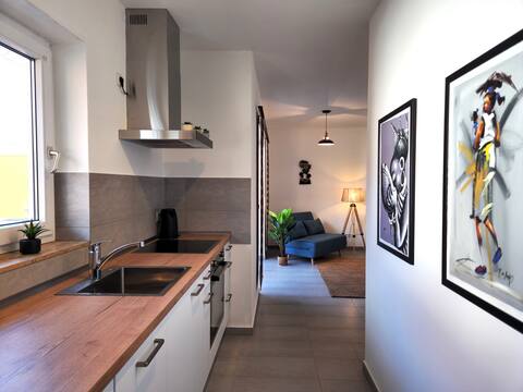 Mawulo - City apartment in the center with balcony