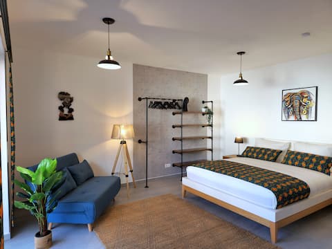 Mawulo - City apartment in the center with balcony