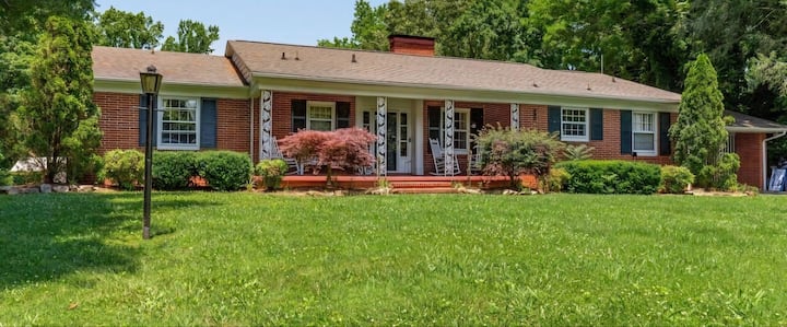 5 Cubs Lakehouse