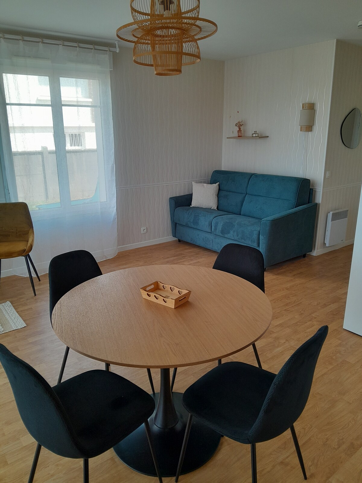 Successful Airbnb property: Studio front de mer, jardin, parking, 2* in Ouistreham
