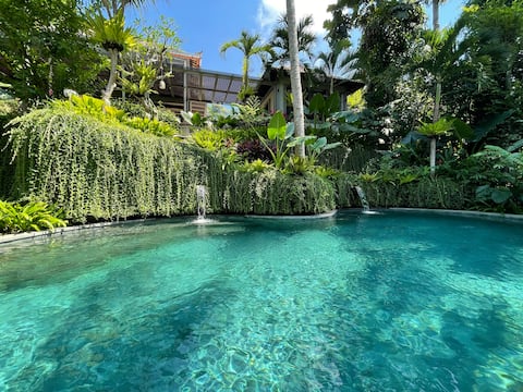 The Ubāri Bali | Luxury Riverside Escape (3BR)