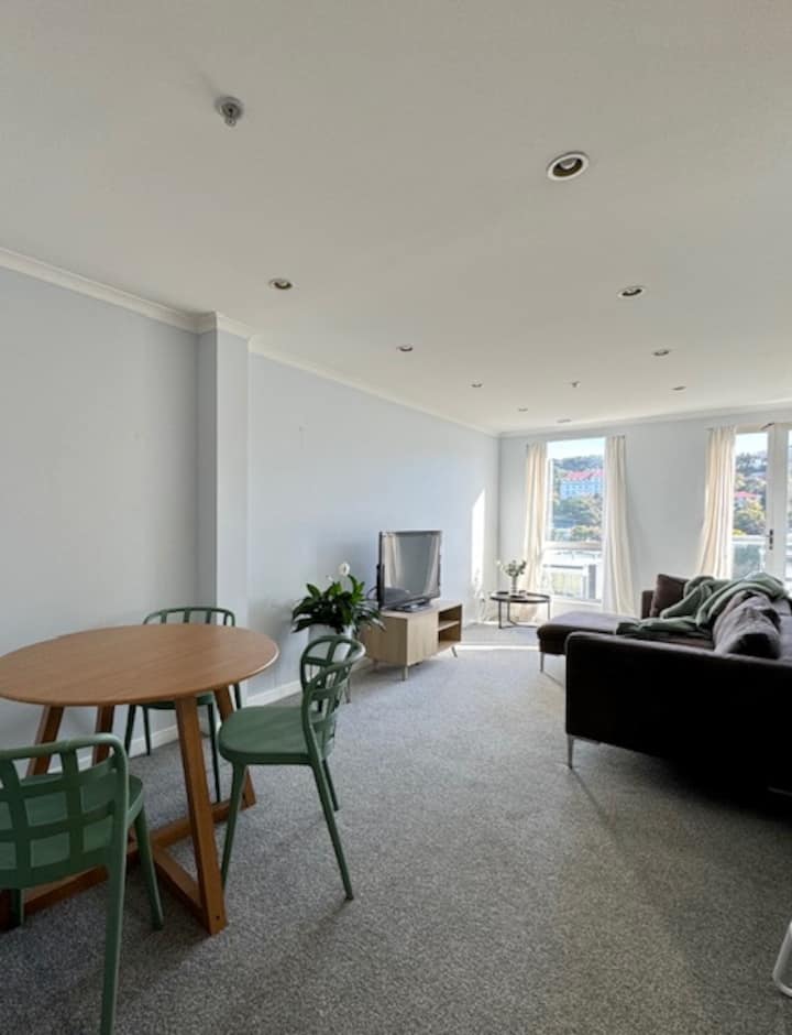 Stylish 2 Bedroom Apartment - Wellington