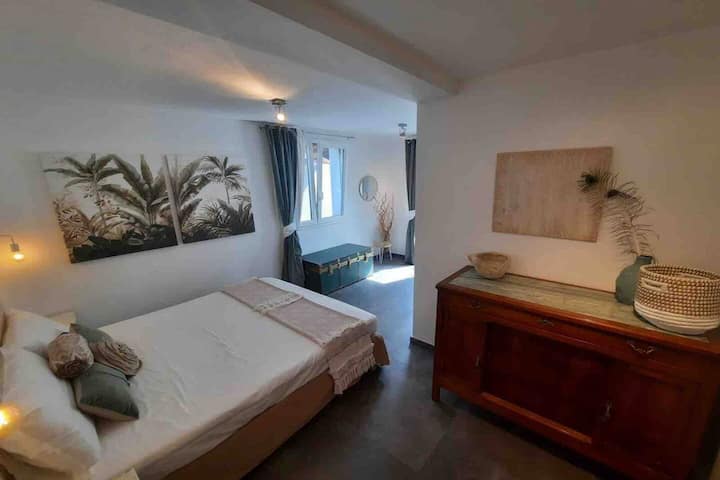 საძინებელი 1