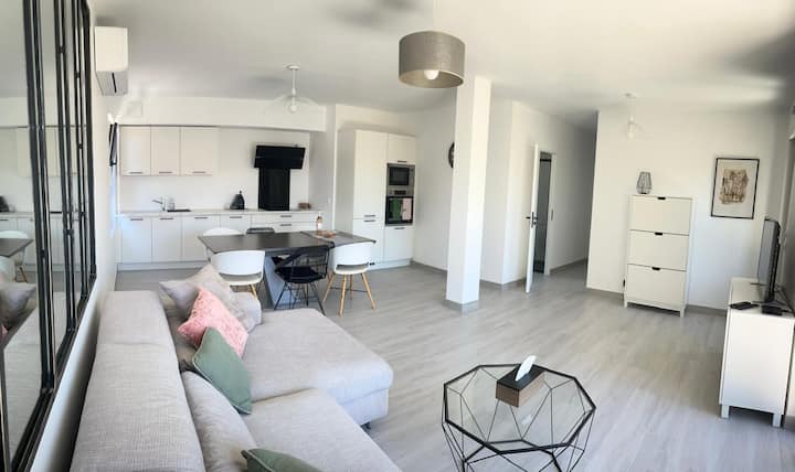 Haut De Villa 85m² Pour 6 Pers Au Calme Classé 3 * - La Garde