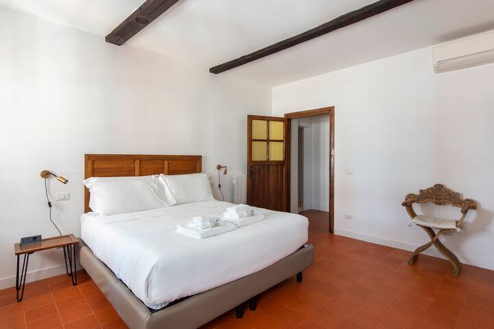 Gorgeous Trastevere Duplex gallery image 5