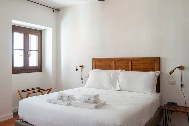 Gorgeous Trastevere Duplex gallery image 2