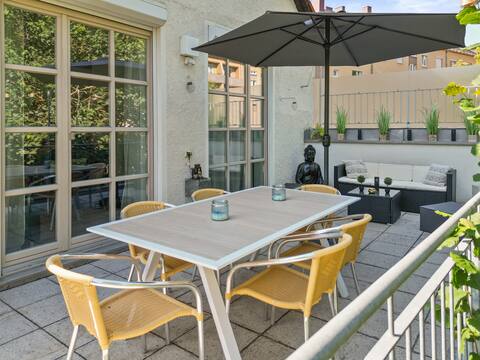 Fantastic large villa central quiet 206m², garage