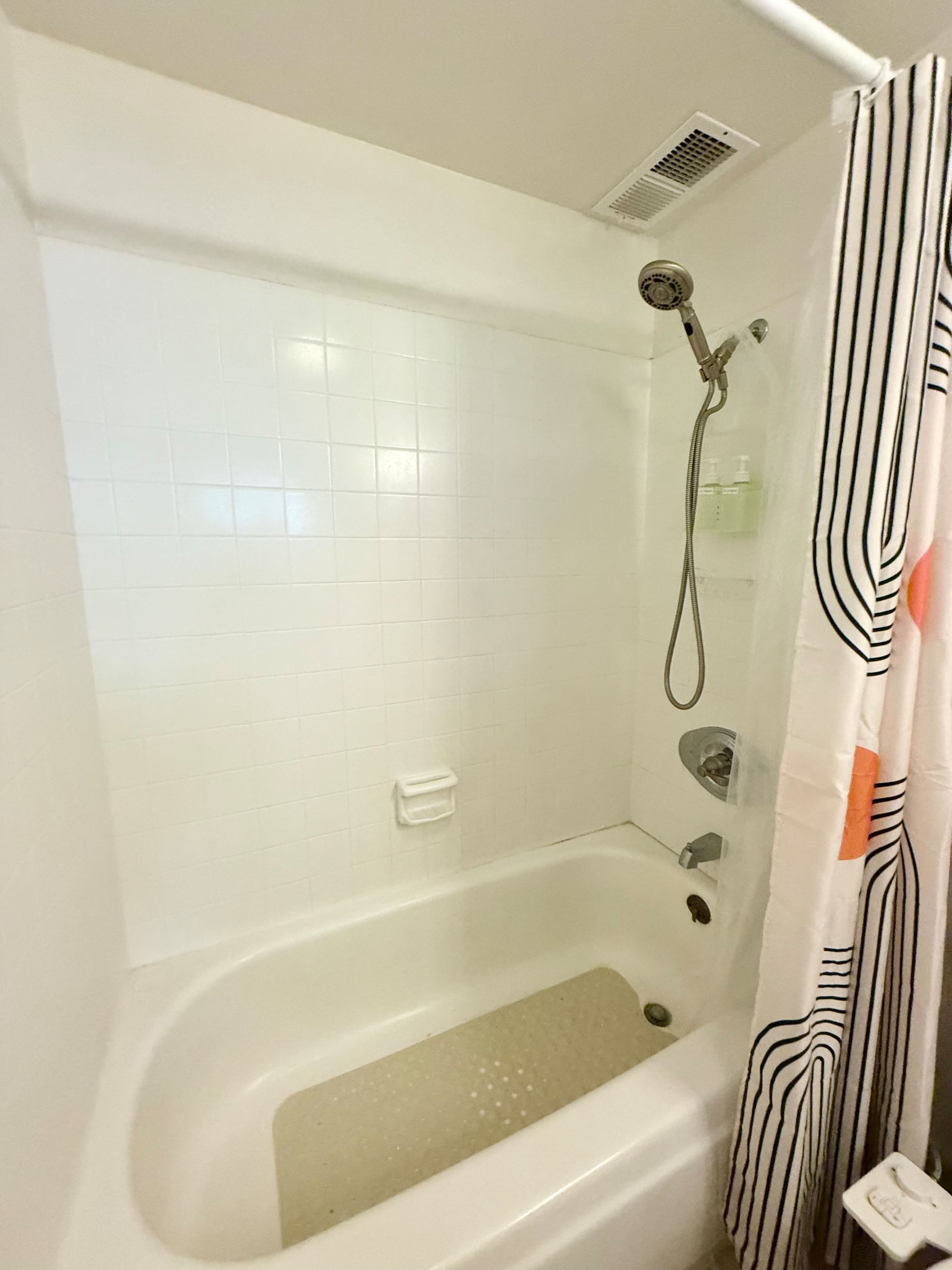 180° Ocean View with AC, see Wildlife from Lanai - Image 23