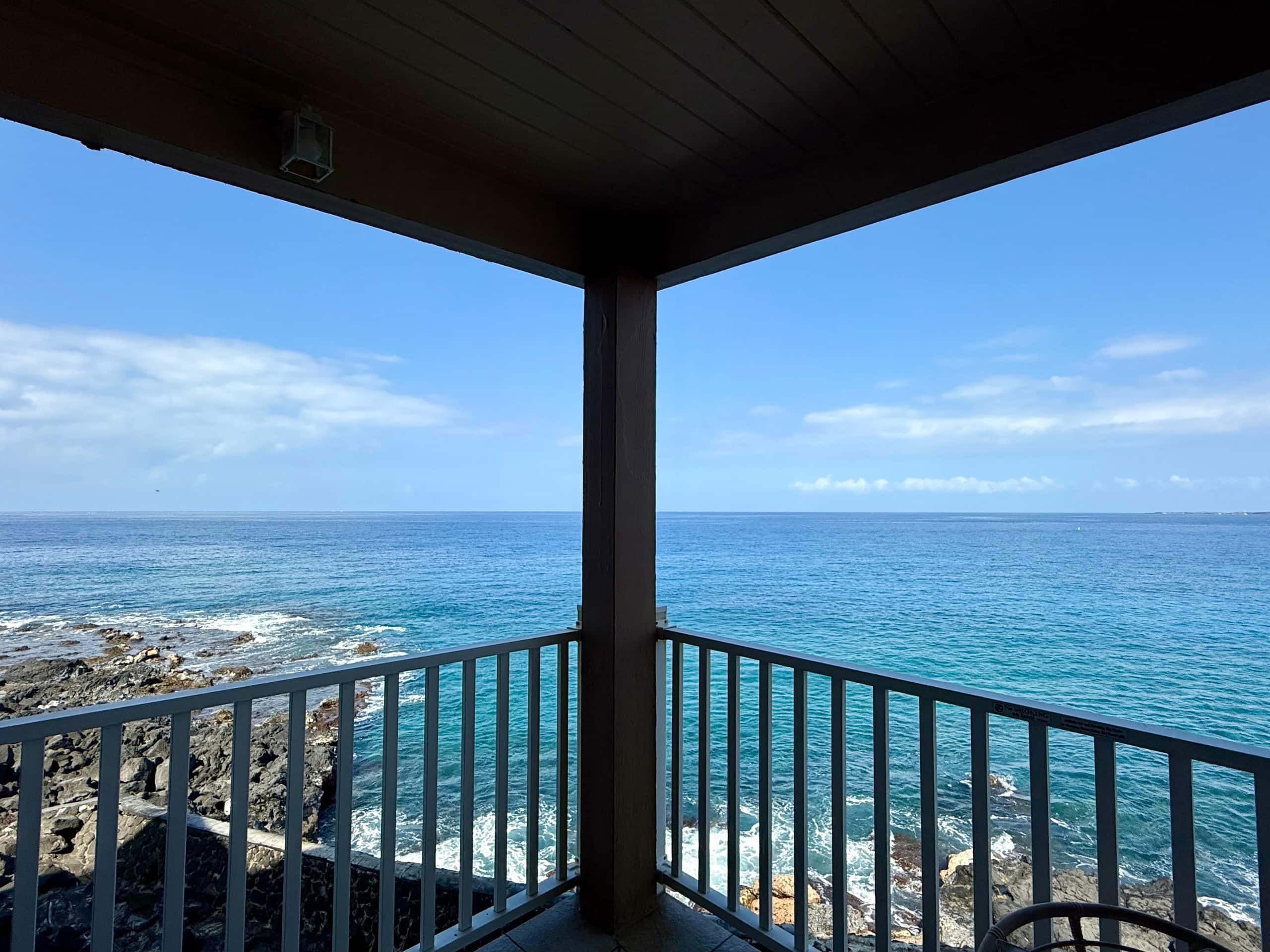 180° Ocean View with AC, see Wildlife from Lanai - Image 1