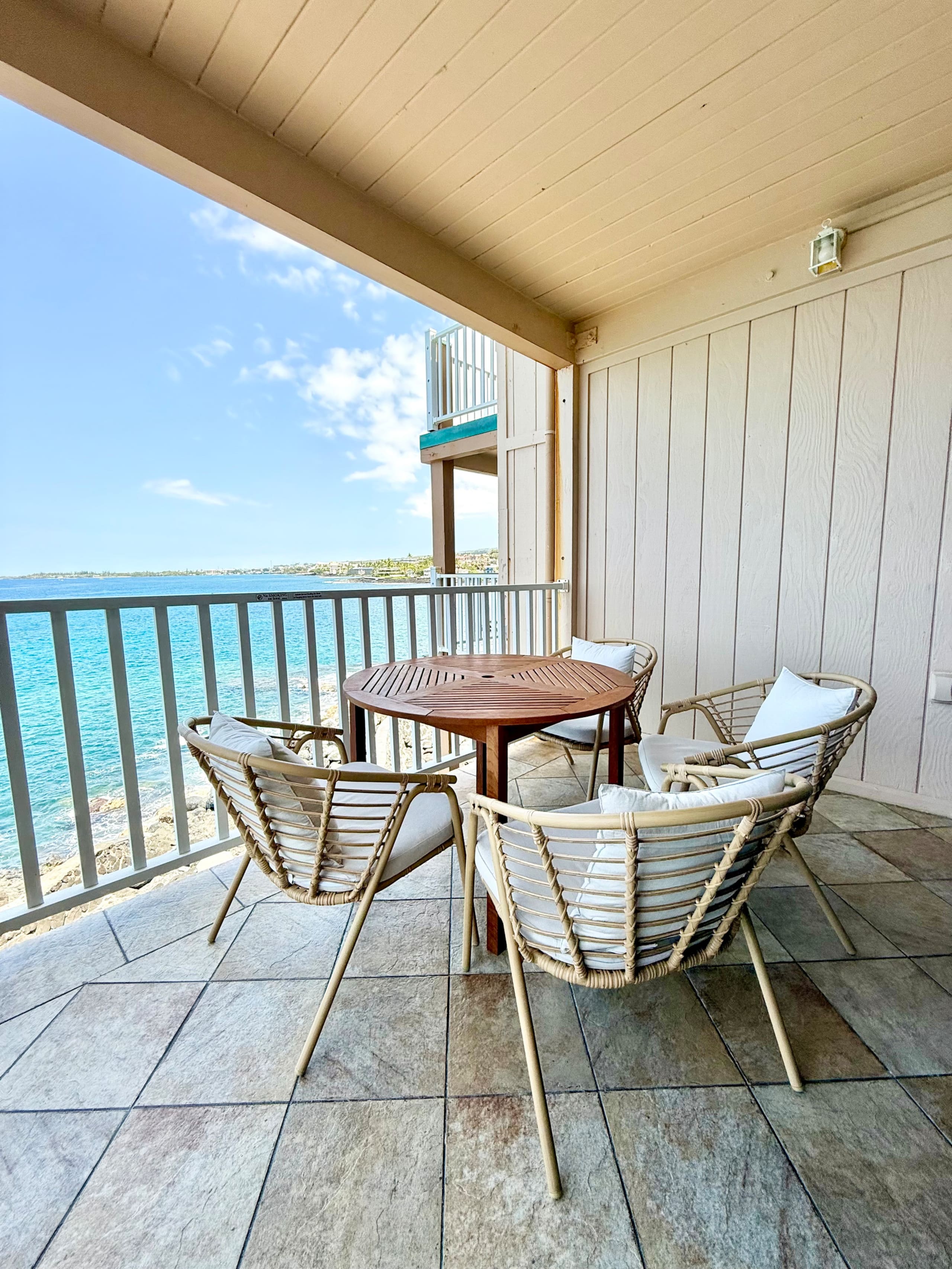 180° Ocean View with AC, see Wildlife from Lanai - Image 32