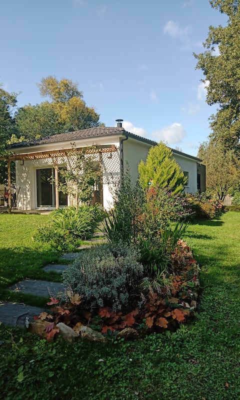 Comfortable studio 15 m², double bed, Kitchenette