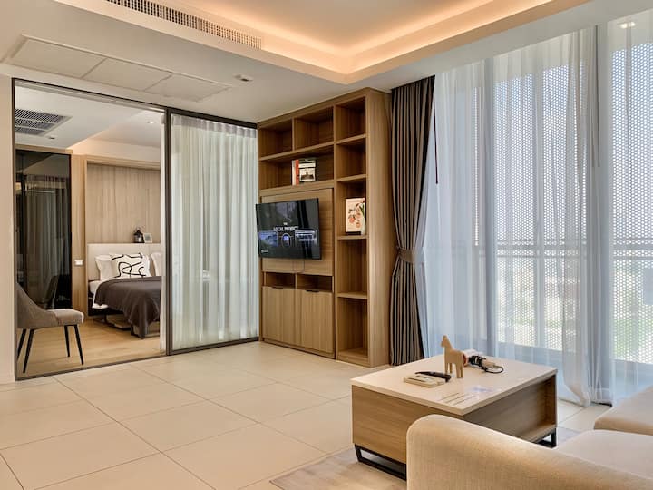 Perfect Location# Pool#gym@bts/mrt&max3ppl - Bangkok