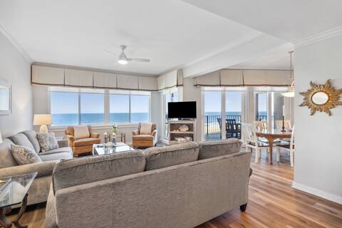 Oceanfront Penthouse w/Panoramic Ocean Views!
