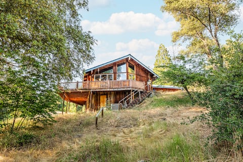 Whiskey River Lodge near Yosemite