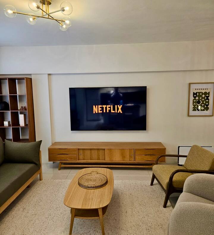 Popular Airbnb listing: Hidden Gem near UTS, Spice Alley, City Centre in Chippendale