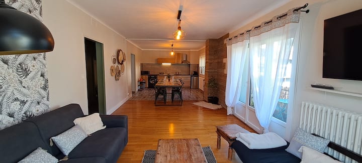 Le Grand Cosy D'emma, T3, 75m2, Climatisé - Ugine