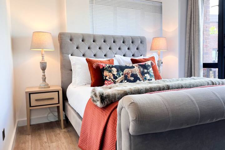 The View – Kensington gallery image 5