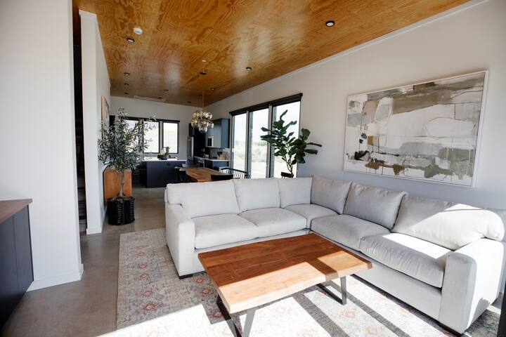 Sagecliffe Resort & Spa managed Airbnb listing 1