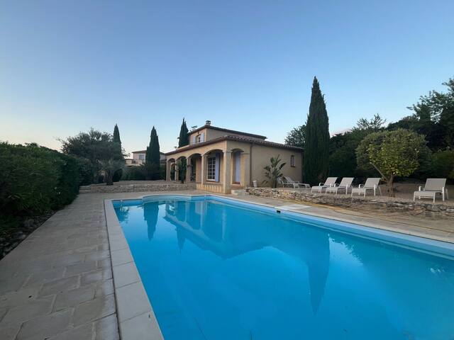 M&V conciergerie managed Airbnb listing 1
