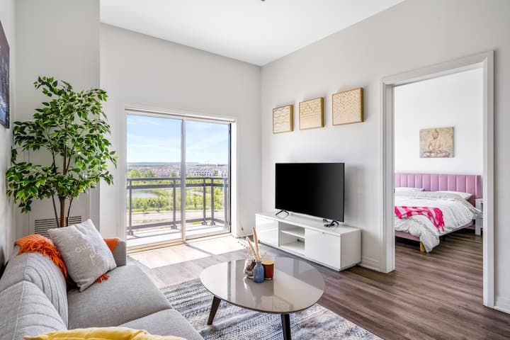 Spacious Urban Oasis:stylish 2 Bed, 2 Bath Getaway - Mississauga