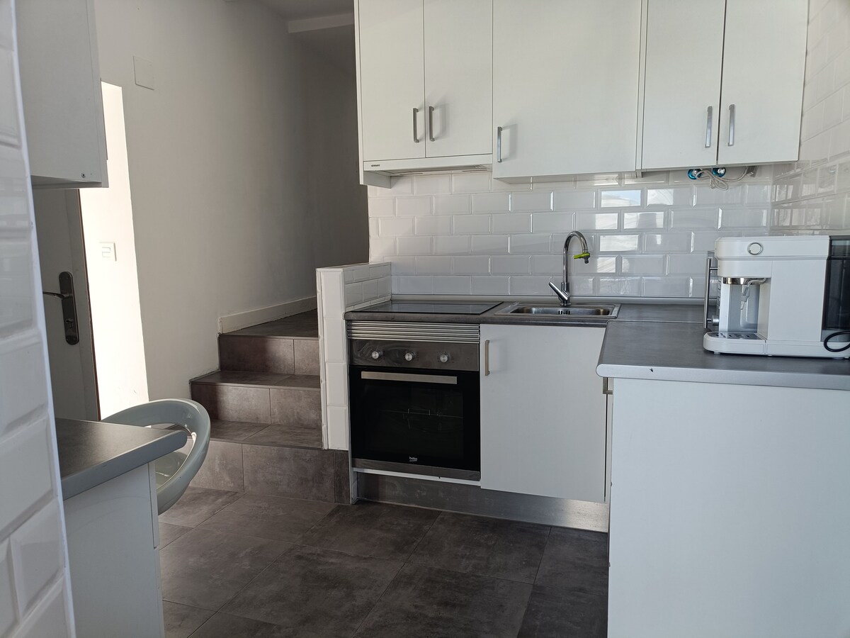 Charming Townhouse 4