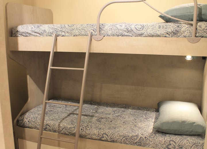 საძინებელი 2