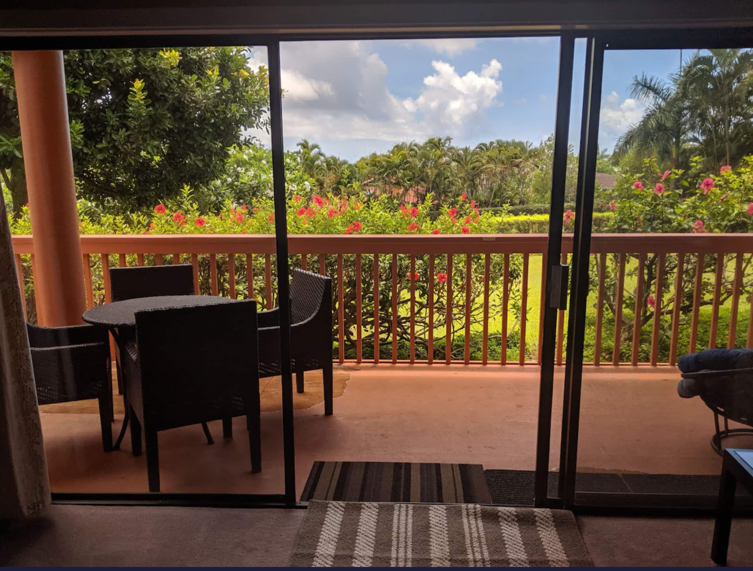 Townhouse in Koloa · ★5.0 · 2 bedrooms · 2 beds · 2 shared baths - Image 12