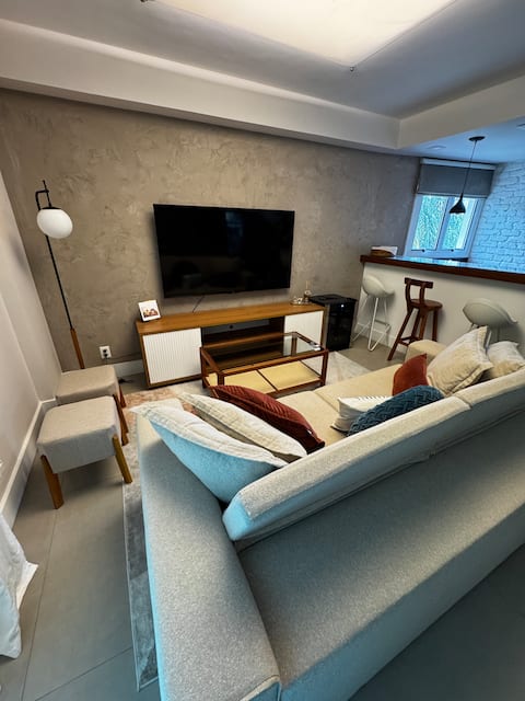 Top Airbnb: Sophisticated Duplex Leblon Christ Redeemer view in Leblon