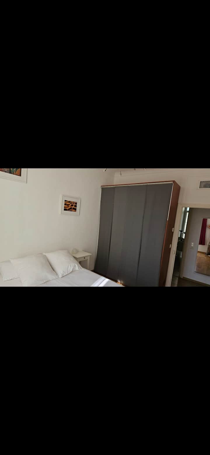 საძინებელი 1