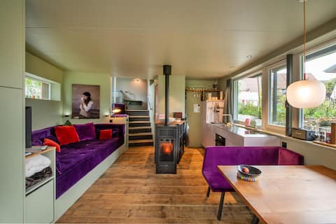 Top performing Airbnb: Tiny House by the Pond in Nordwestschweiz