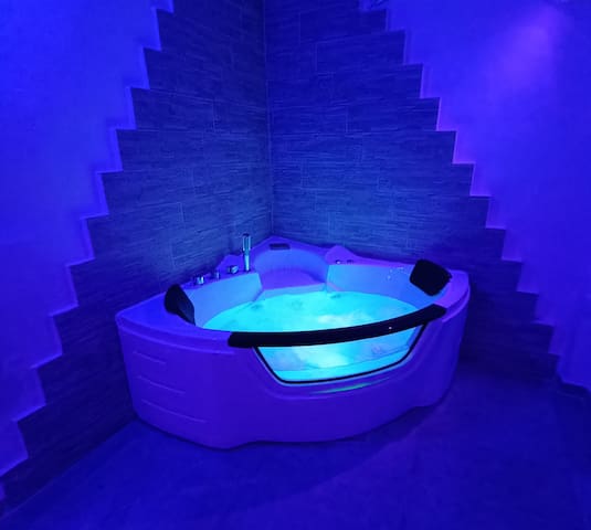 Prestigioso Palazzo Muia con vasca idromassaggio