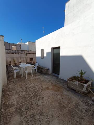 Prestigioso Palazzo Muia con vasca idromassaggio gallery image 5