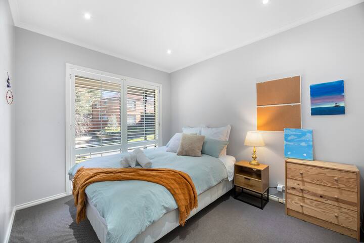 Greensborough spacious house 5 bedrrom gallery image 5